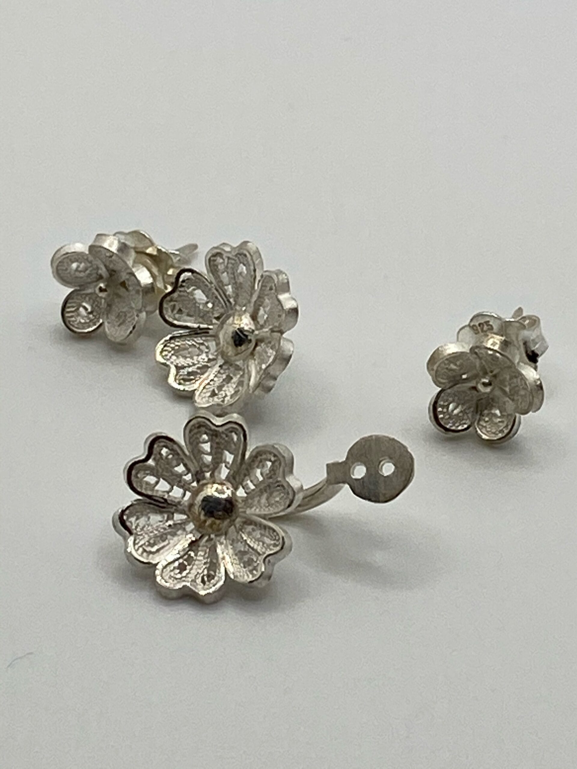 Boucles d'oreilles fleur fil 3P – Image 4