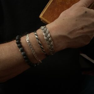 Bracelets H